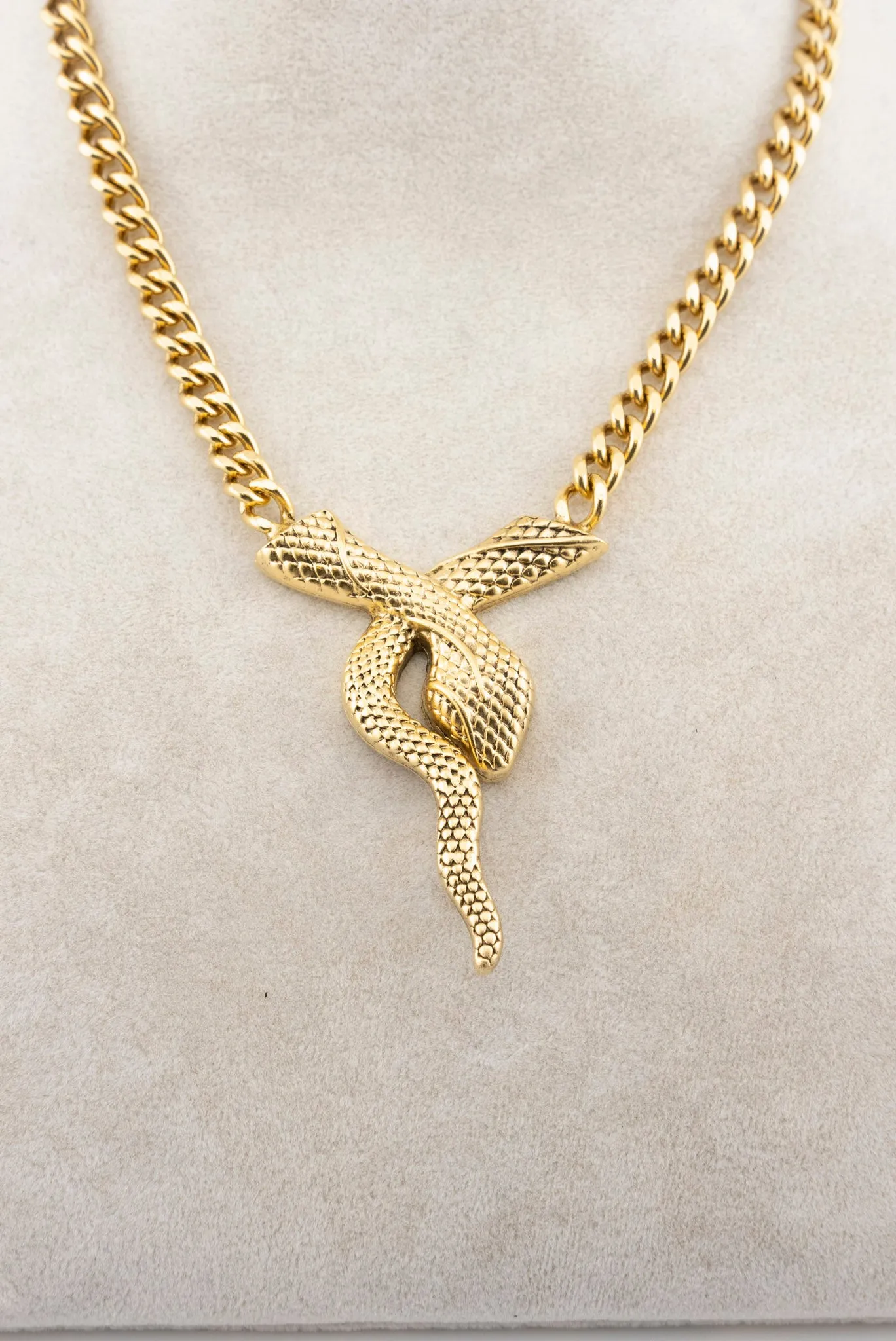 YOCHI Snake Necklace